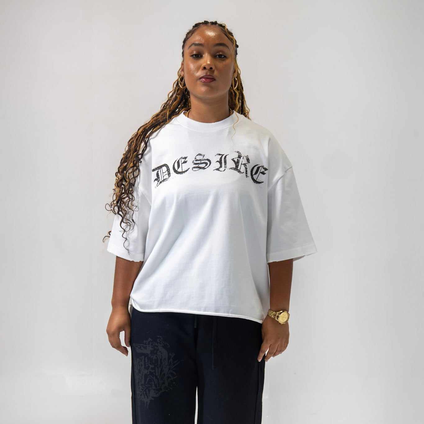DESIRE UNISEX DISTRESSED TEE